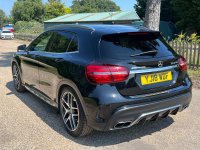 MERCEDES-BENZ GLA CLASS